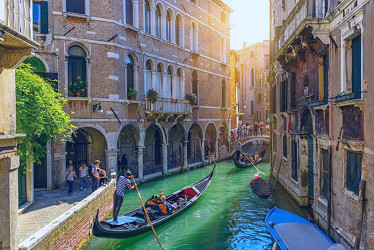 Covid-19: Italy's tourist industry to lose €100 billion in 2020